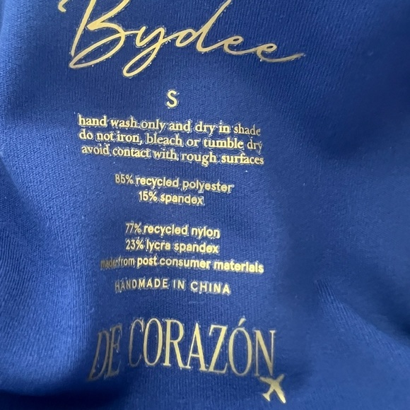 BYDEE NAVY BIKINI TOP - Picture 11 of 12